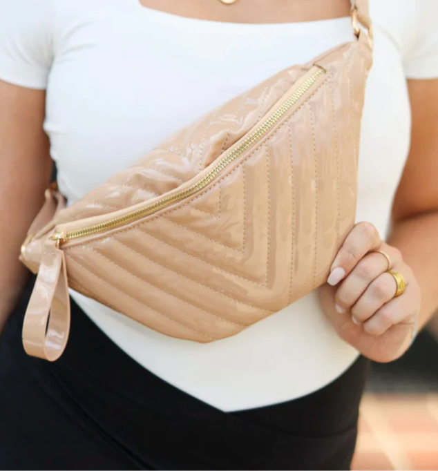 Charlotte Belt Bag Nude Patent