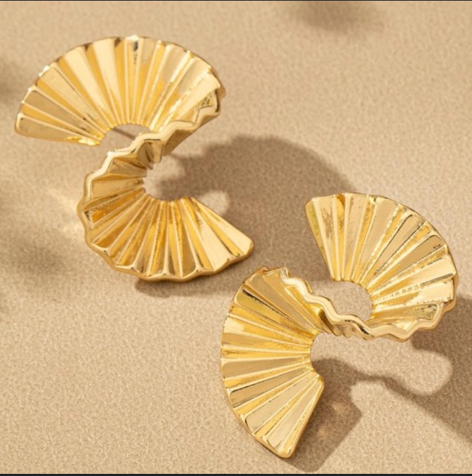 Twisted Metal Pleated Earrings