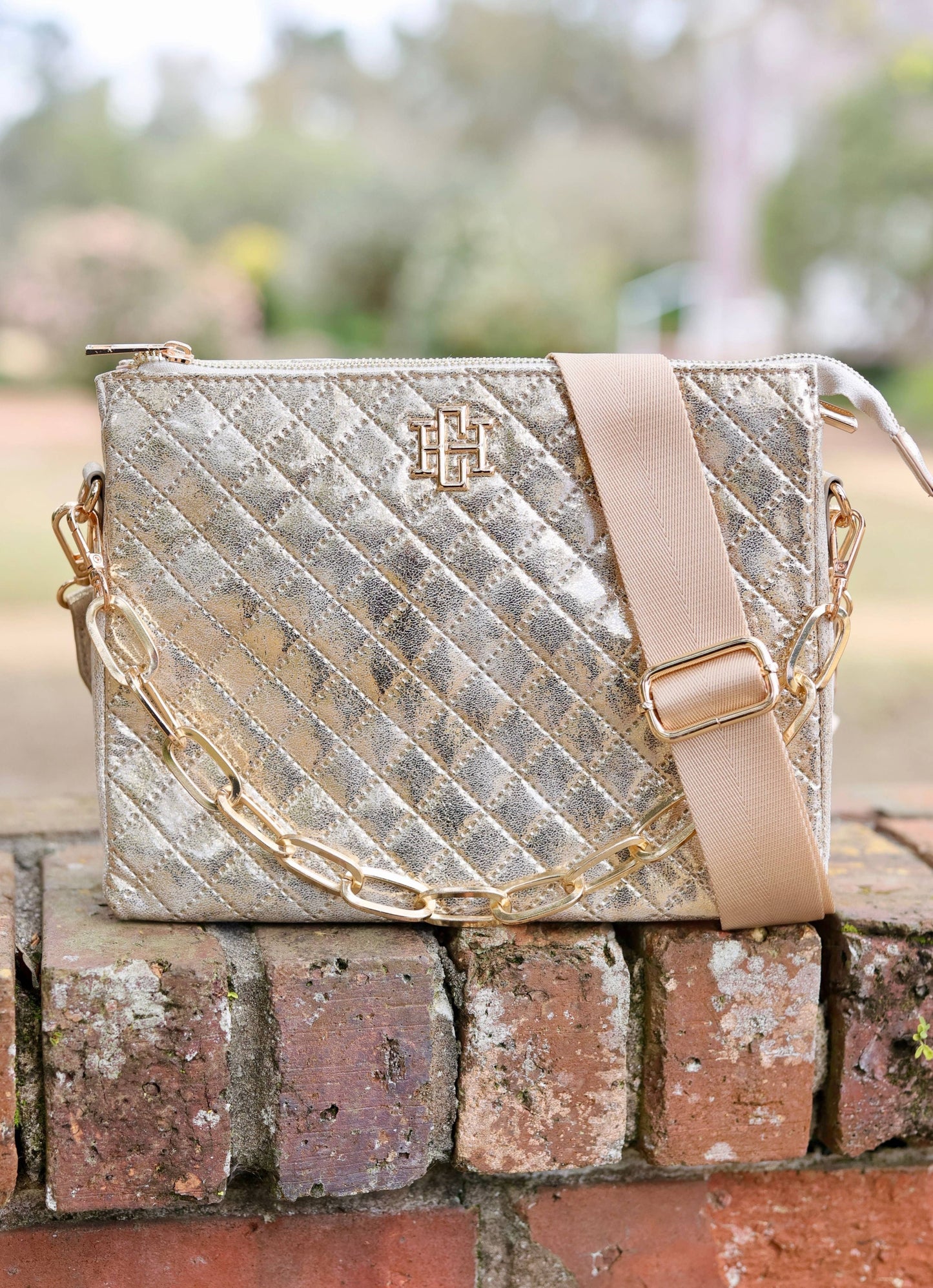 Ariana Crossbody - CHAMPAGNE POP