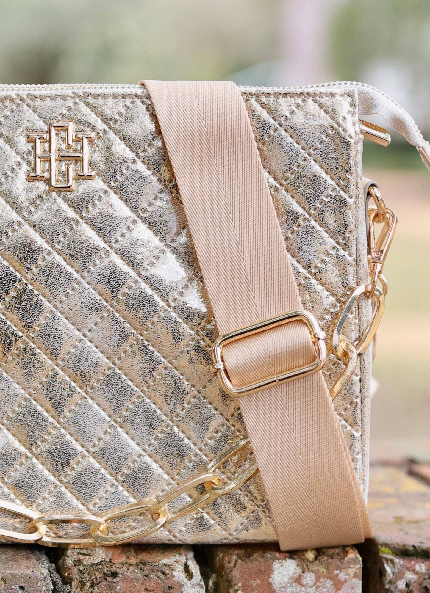 Ariana Crossbody - CHAMPAGNE POP