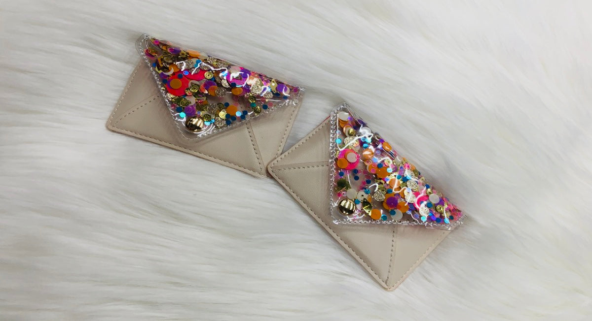 Bit Of Honey Envelope Phone Wallet