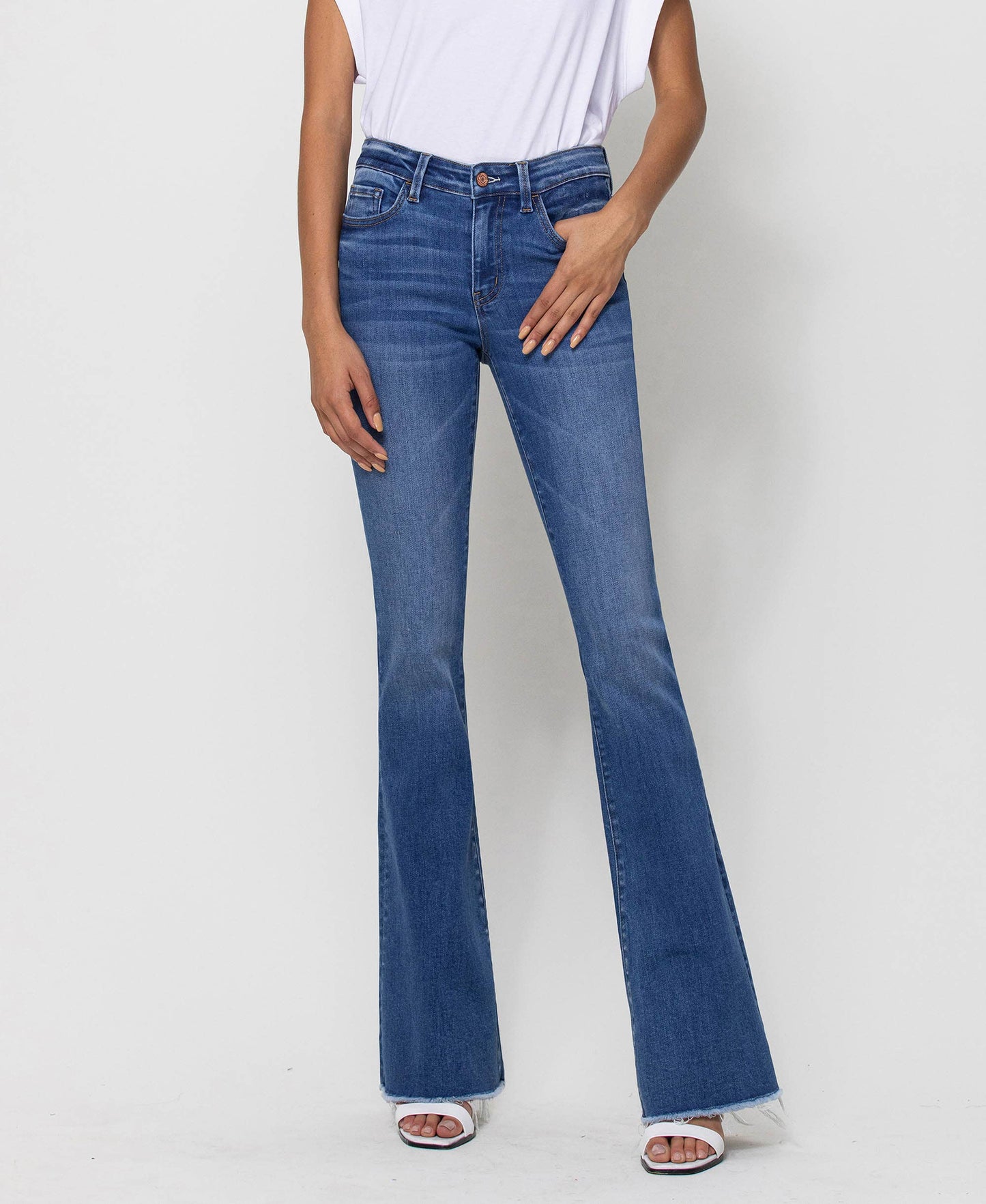 MID RISE RAW HEM FLARE JEANS SUNFADED