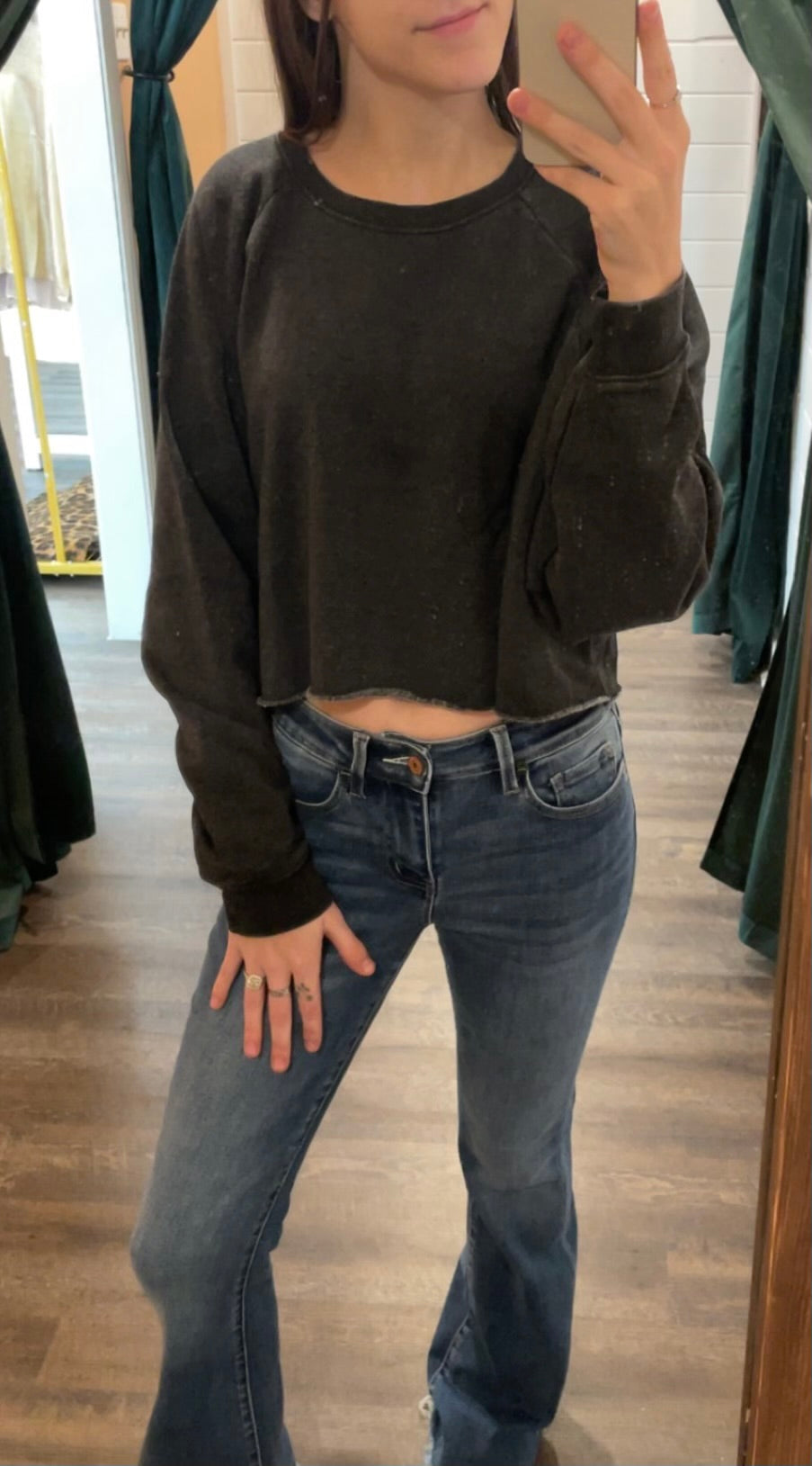 Raw Hem Cropped Sweatshirt