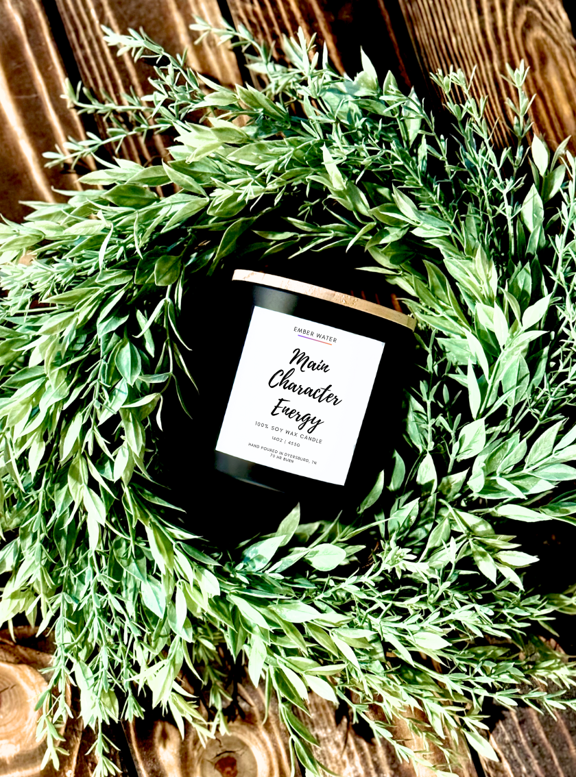 Main Character Energy 16 oz 100% Soy Candle (Diva)