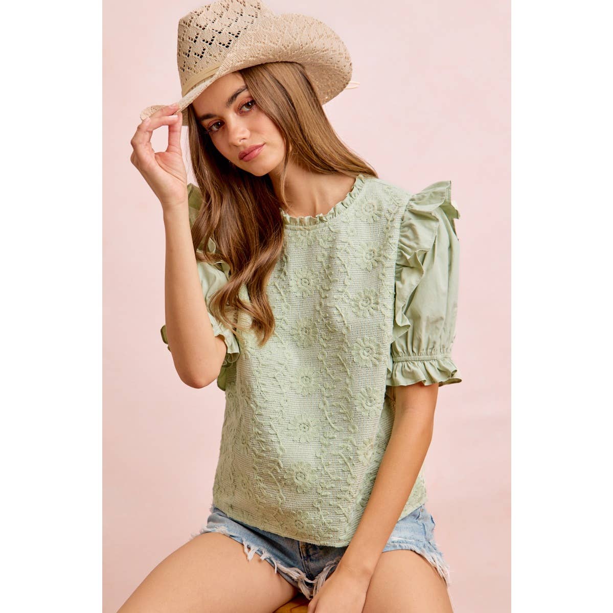 RUFFLED DETAIL PUFF SLEEVE CROCHET TOP