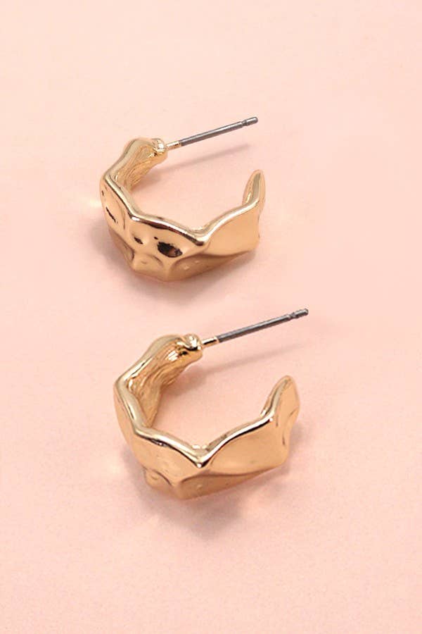 MINI HAMMERED HOOP HUGGIE EARRINGS