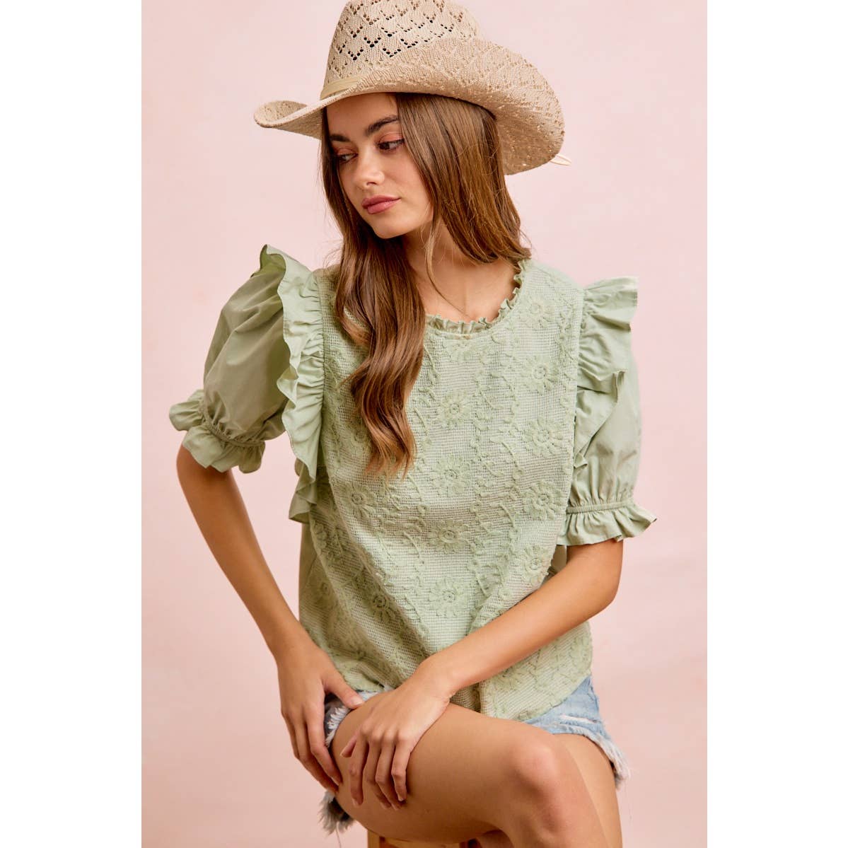 RUFFLED DETAIL PUFF SLEEVE CROCHET TOP