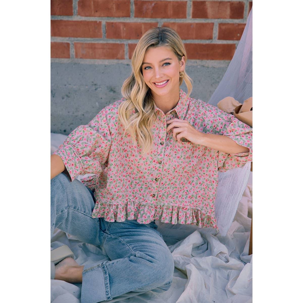 DUSTY ROSE FLORAL RUFFLE HEM BUTTON DOWN BLOUSE