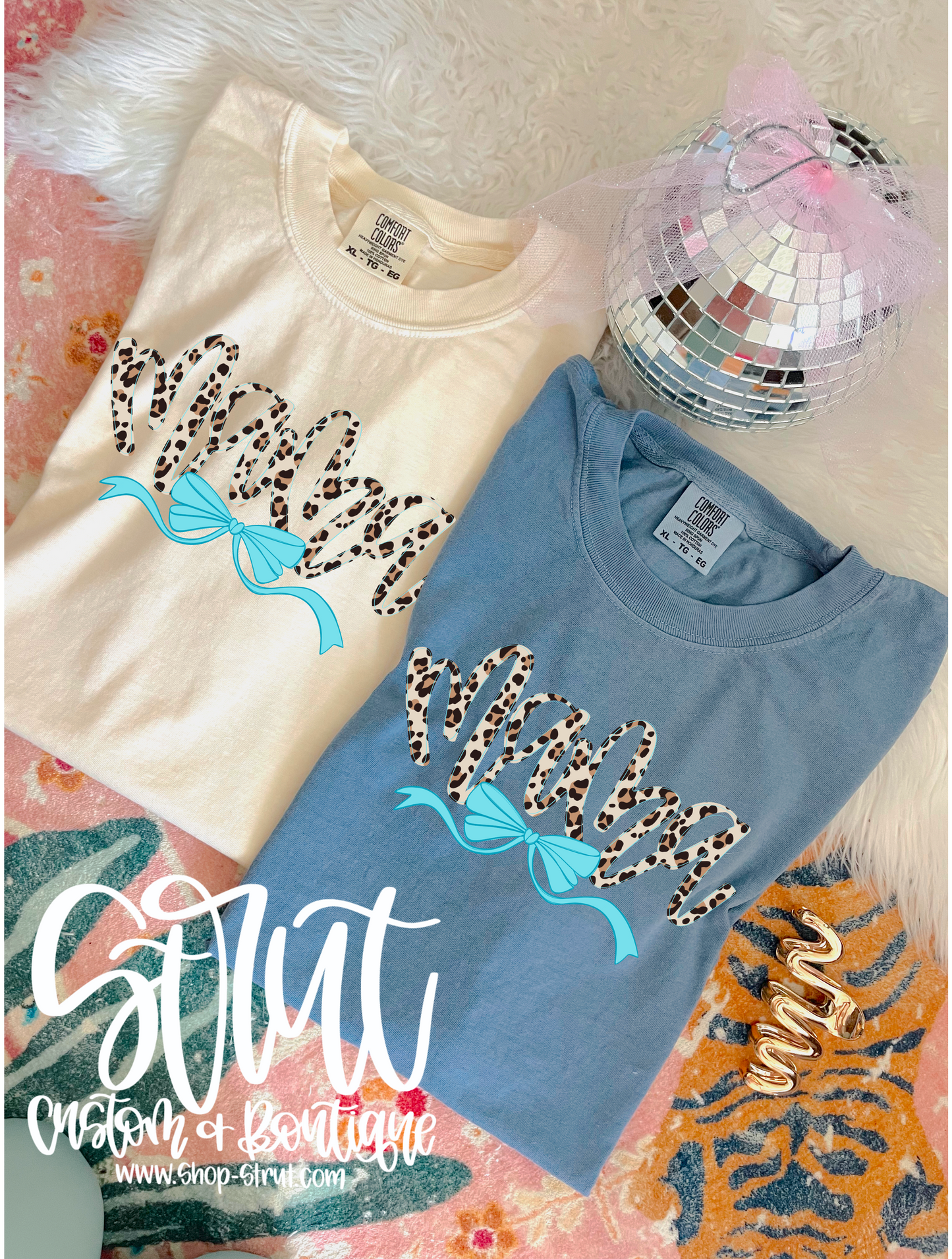 Mama Cursive Leopard Bow Tee Blue