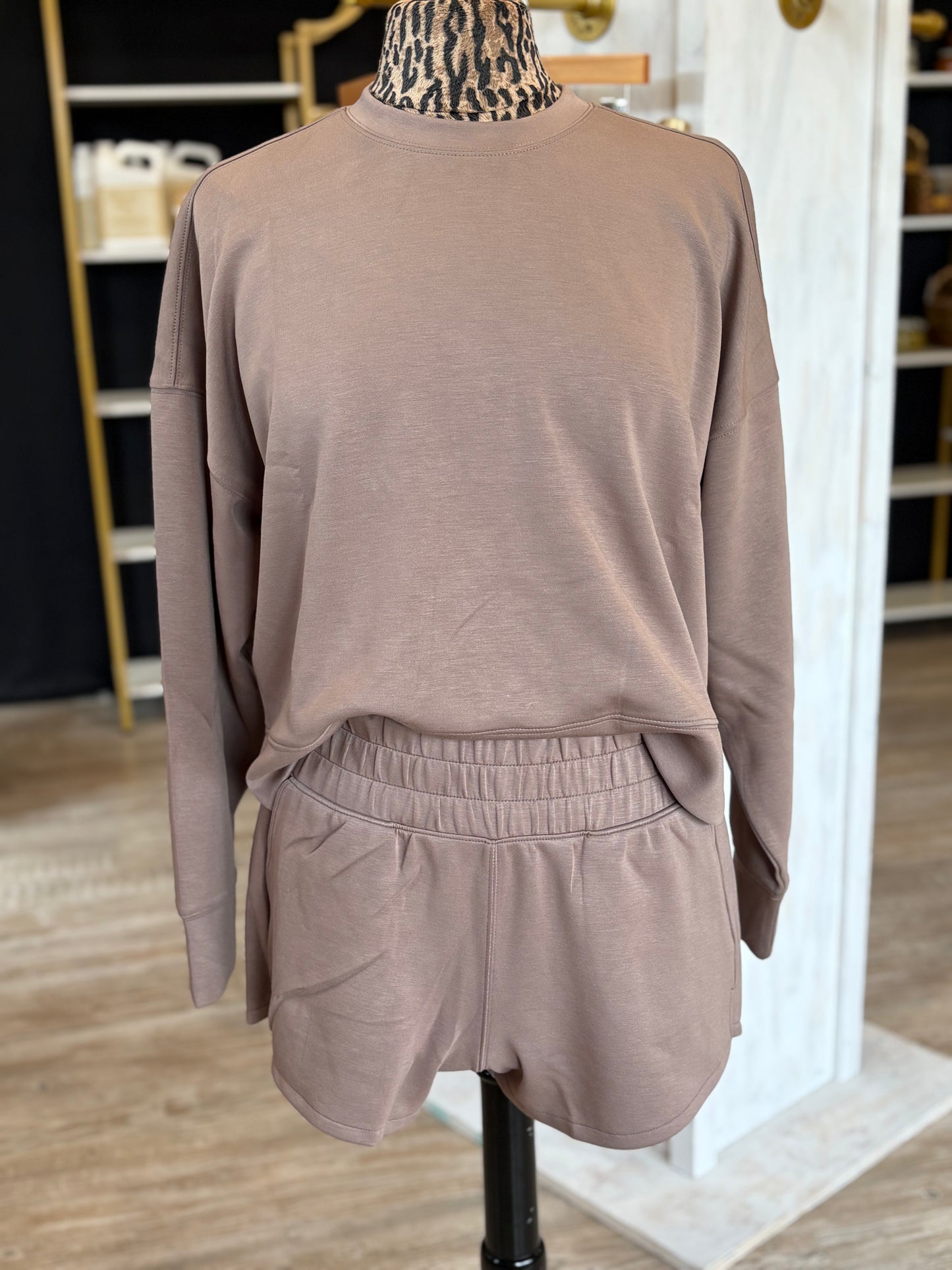 Scuba Long Sleeve Sweatshirts & Shorts Set - Cocoa