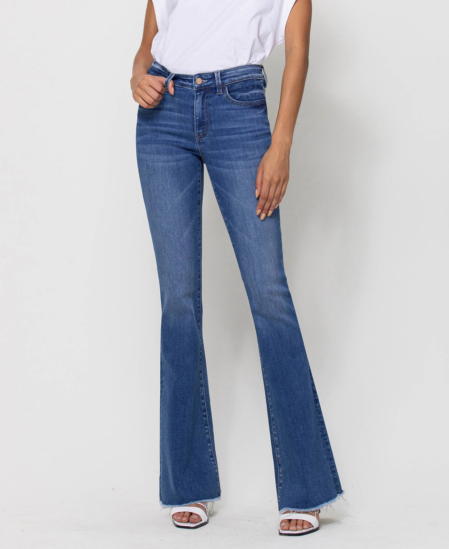 MID RISE RAW HEM FLARE JEANS SUNFADED