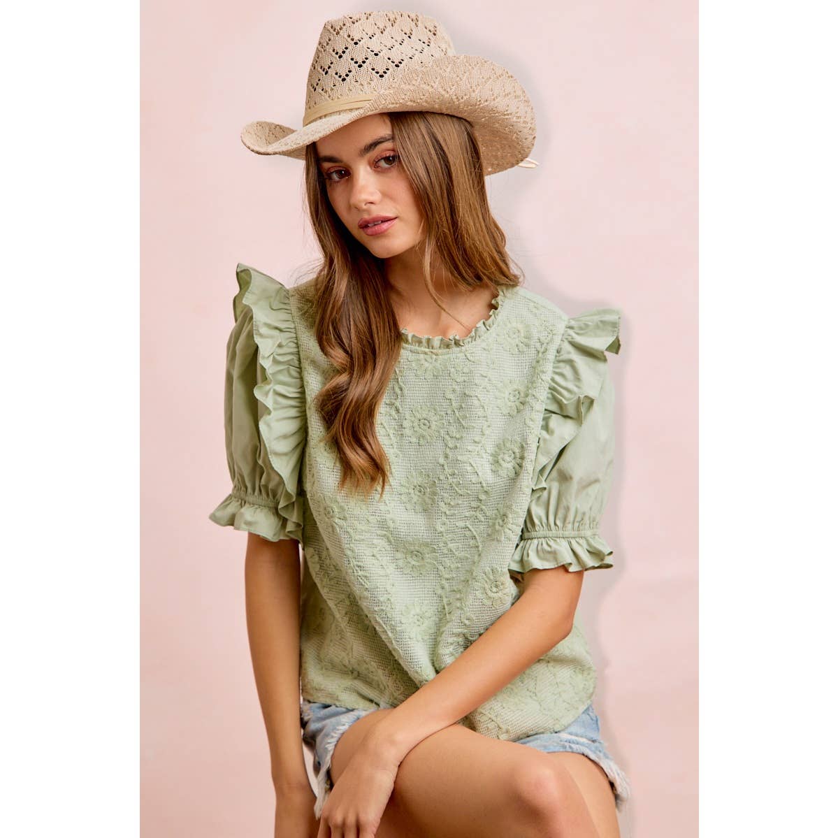 RUFFLED DETAIL PUFF SLEEVE CROCHET TOP
